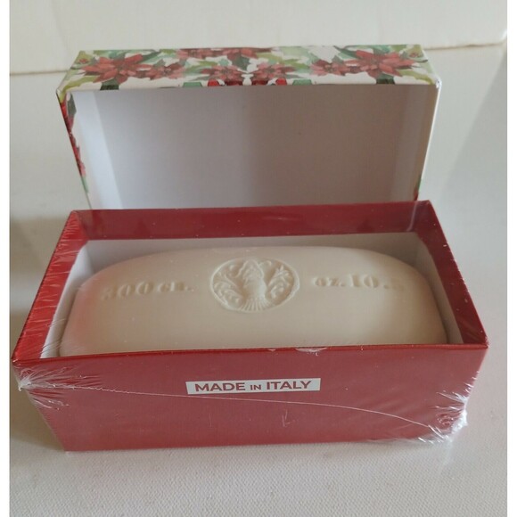 Winter Flowers Handmade Bath Bar 10.5 oz Made in Tuscany Italy Designer Soap Bar - Picture 4 of 8